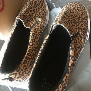 Women’s leopard print shoes